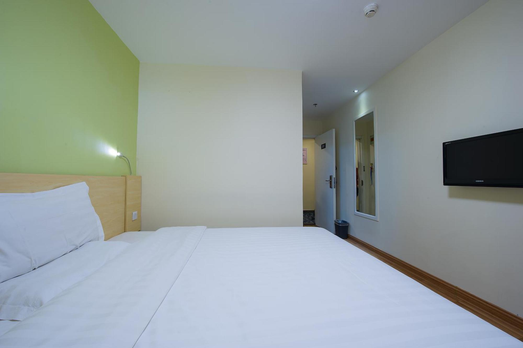 Iu Hotel Guangzhou Jingxi Nanfang Hospital Station Eksteriør billede